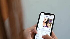 Macocha Carmen Valentina odhalí macošovo tajný mazací plán Alex Jetts v ložnicovém fetishu