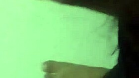 I masturabte live on cam