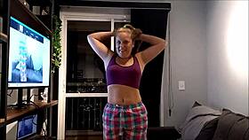 Why does Kellenzinha tease that old cuckold in homemade USA fun?