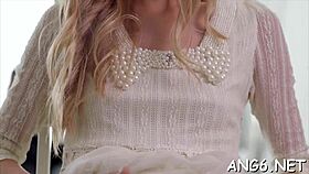 Donga Licks Seductive Teen GF Minerva