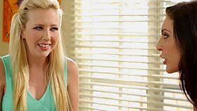 watch teen lesbians scissoring