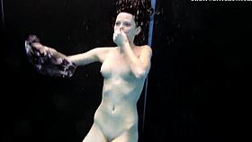 Two girls swim naked and sexy at the beach underwater 😍