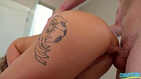 Harley king rides in doggystyle! Watch her booty bounce!