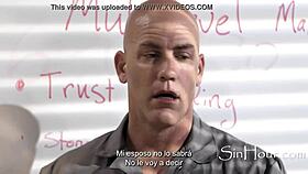 Grosse femme trompe son mari pour des thrills sexuels avec sous-titres espagnols