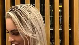 Iara loira shows off her pussy