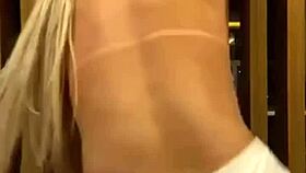 Iara loira shows off her pussy