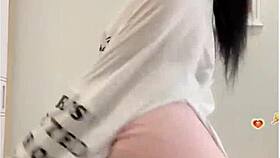 bigo live girl performs hot show