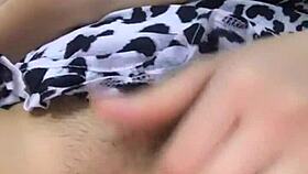 Young girl masturbates her pussy in part 4