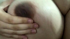 gorgeous filipina teases with pinkish nipples