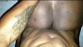 Tyk afrikansk ebony kneppet hårdt af squirtkvng i 1080p