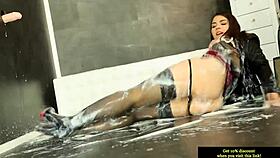 I Watch The Euro Bukkake Babe At The Gloryhole In High Def