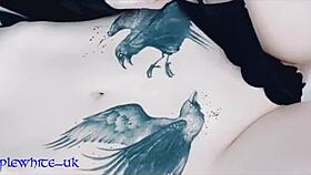 i'm liz vicious presenting alt model applewhite uk pleasuring her shaved pussy to orgasm