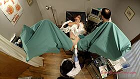 ดู Donna Leigh ถูกมัดในตรวจร่างกายหญิงเพื่อจุดสุดยอด Hitachi!