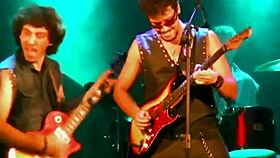 I feel the rock n roll rebel energy on the road