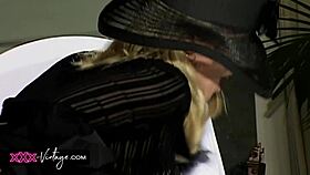 Adamım, o vintage anal sahne çılgınca!