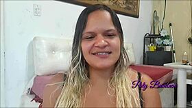 camgirl paty bumbum tries mega anal plug hard for first time 😏 pix 13 997734140