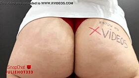 juliehot33 shares her experience on xvideos in a curvy way