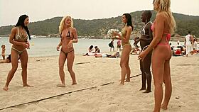 Did you see this hot outdoor Asian slideshow today? It's amazing!