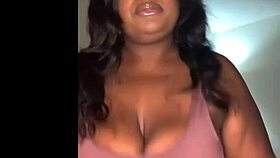 big lizz shows off her ebony boobs
