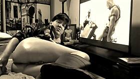 Watch this gay fisting fetish video