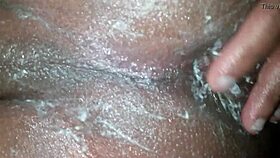 Loving that big ass with huge toys 😍