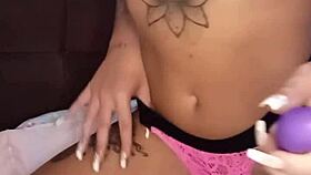 acordei com tesao e me acabei no brinquedinho paola venturine