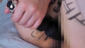 Hey, Yuki's doing free anal masturbation on camera.