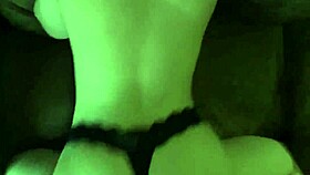 Curvy cam model bee gets bent over