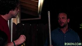 Pornstar ass fingered! 😏