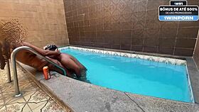 tattooed guy picks up on stairs bareback