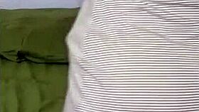 ホットなアスレチック・ラティーナ・ティーンが友達とのホーニー・ファックのために脱ぐ！コンプリート！