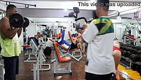 i love the big cocks at academia da pernocas