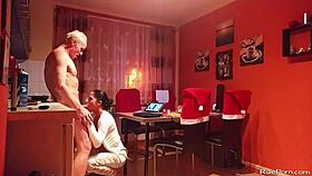 i love wild oral sex in the kitchen