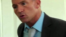 milf makayla licks and waits for hard fucking 😈