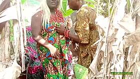 I caught onowu fucking the king's wife in doggystyle