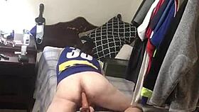 バイガイがディルドで激しいソロプレイをマスター