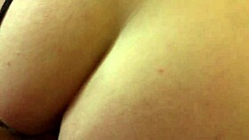 look at that hot ass shaking