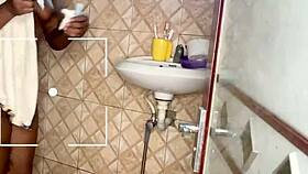 Anita fingers her wet pussy in the bathroom with a dildo 😏