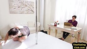 want to see bareback ass fucking