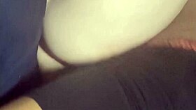 18 éves nagy seggű mostolalány close-up misszionárius creampie-t enged