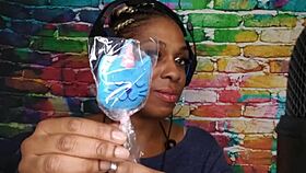 horny freak sucking that lollipop 🍭😏