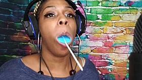 horny freak sucking that lollipop 🍭😏