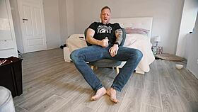 i jerk off and talk dirty about punishing you gay