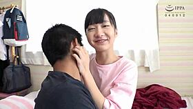 Gadis Jepang Kecil Goda dan Ngentot Keras