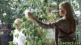 Can the blonde babe handle cum on her toes?