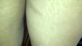 i's watchin' this redhead ridin' that monster bbc so hard!