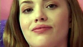 Little April teen babe masturbates 😏