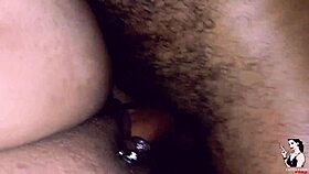 Я взял эту татуированную рыжую Пэти Энджел и кончил ей в пизду, чувак!