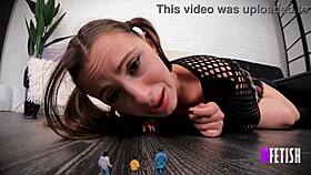 ashlynn taylor swallows with step-brother and friends in vore