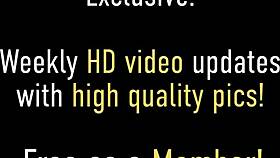 Chico delgado devora su corrida para la tetona Julia Ann.